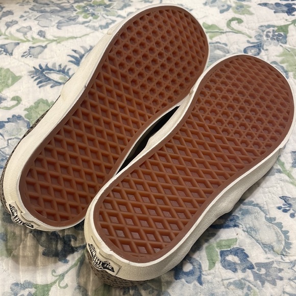 Vans- Women’s Brown/Black Slip On Vans Size 7.5 - Picture 5 of 7